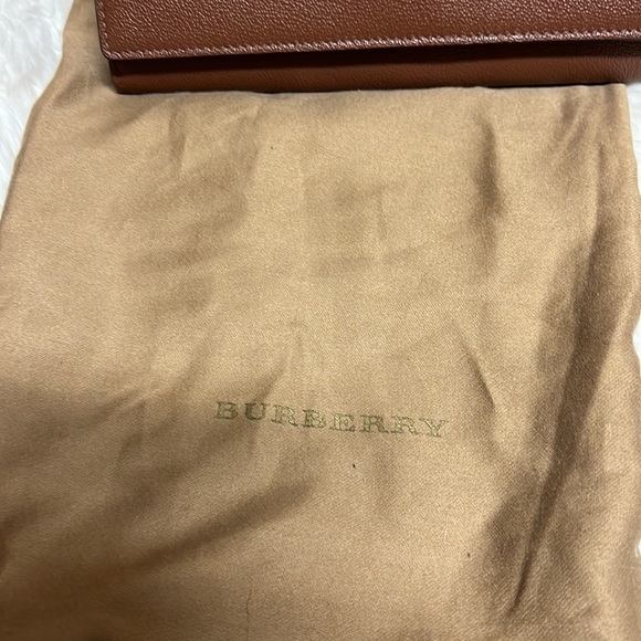 Burberry LEATHER CROSSBODY BAG​​​ - Picture 2 of 12